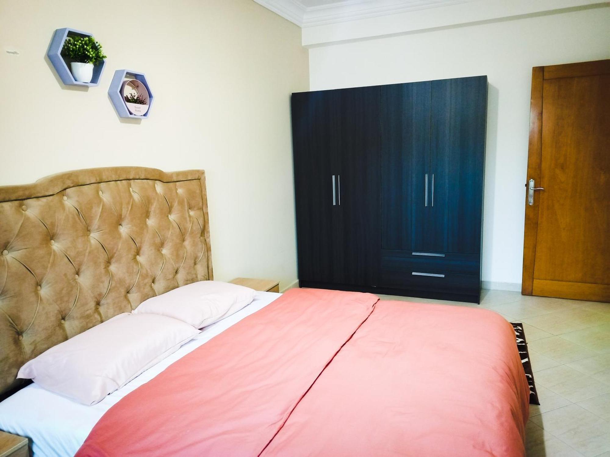 NOUVEAU Appartement très propre a coté de MARJANE Tánger Exterior foto